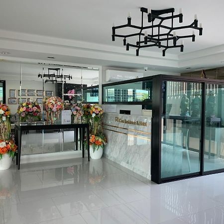 Icare Residence&Hotel Bangkok Exterior foto